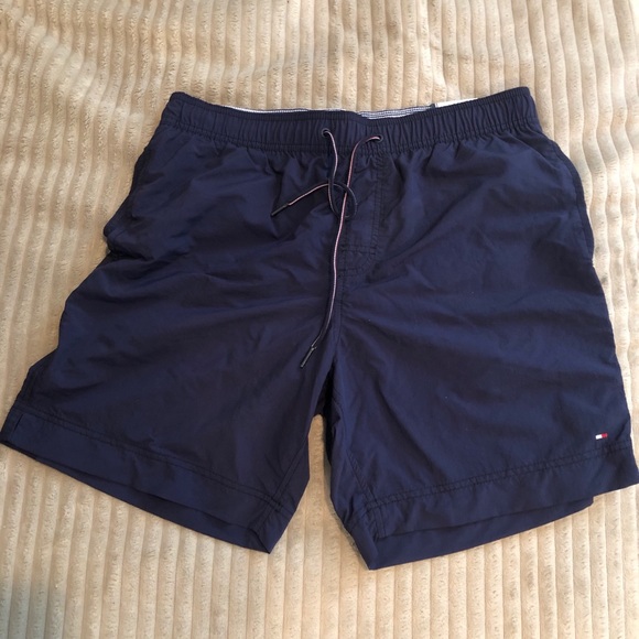 Men’s size medium tommy swim trunks - Picture 2 of 3